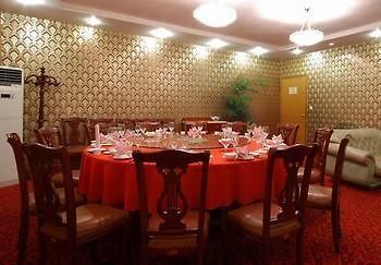 לשאן Emeishan Hotel מראה חיצוני תמונה