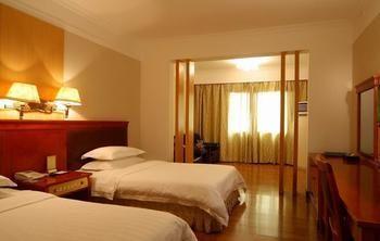 לשאן Emeishan Hotel מראה חיצוני תמונה